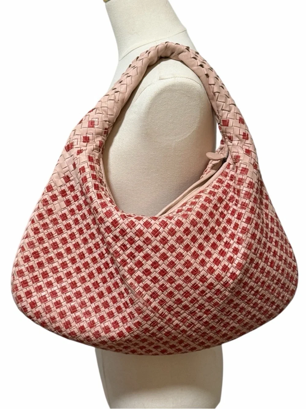 Bottega Veneta Large Veneta Hobo Pink Red Bicolor Intrecciato Leather